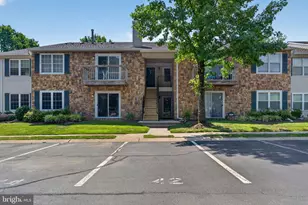 36 Azalea Ct, Lawrenceville, NJ 08648 - Photo 2