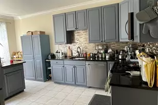 7 Shelley Cir, Hightstown, NJ 08520 - Photo 4