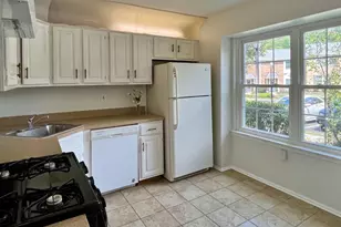 32 Pagoda Ct, Lawrenceville, NJ 08648 - Photo 4