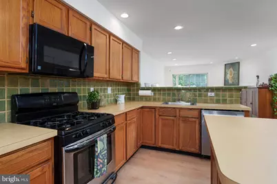 102 Treymore Court, Pennington, NJ 08534 - Photo 12