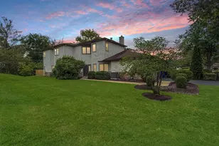28 Jackie Dr, Trenton, NJ 08648 - Photo 2