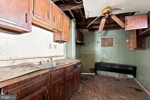 37 N Stockton St, Trenton, NJ 08618 - Photo 14
