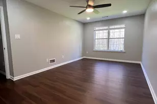 324 Walden Cir, Trenton, NJ 08691 - Photo 6