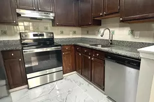 324 Walden Cir, Trenton, NJ 08691 - Photo 8