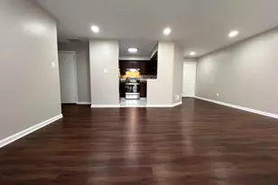 324 Walden Cir, Trenton, NJ 08691 - Photo 10