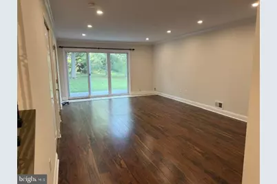 15 Magnolia Court, Lawrence Township, NJ 08648 - Photo 2