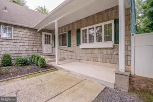 11 Holland Ln, East Windsor Township, NJ 08512 - Photo 4
