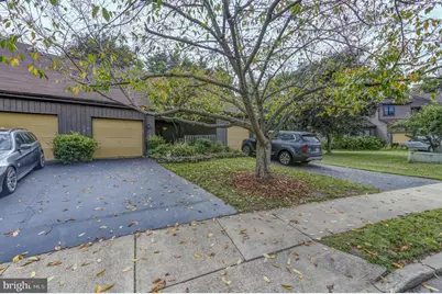 20 Rebecca Court, Ewing Township, NJ 08628 - Photo 4