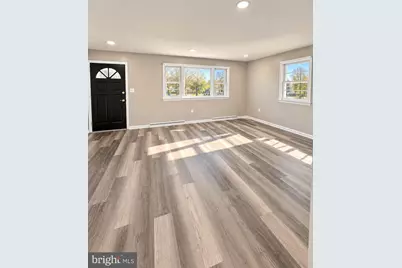 237 New Hillcrest Avenue, Ewing Township, NJ 08638 - Photo 2