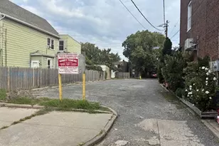 60 Bayard St, Trenton, NJ 08611 - Photo 1