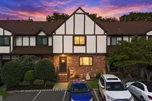 6 Devonshire Ct, Ewing Township, NJ 08628 - Photo 1