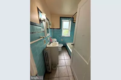 2 Hollywood Avenue, Trenton, NJ 08609 - Photo 20