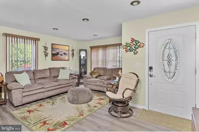 9 Abbey Place, Hamilton Township, NJ 08610 - Photo 8
