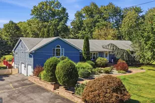 2 Winding Brook, Titusville, NJ 08560 - Photo 2