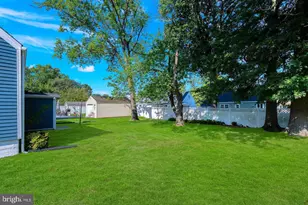 42 Baltusrol St, Hamilton Township, NJ 08690 - Photo 24
