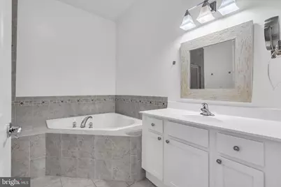 2360 Route 33 #301, Robbinsville Township, NJ 08691 - Photo 32