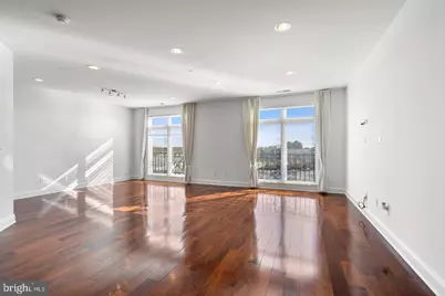 2 N Commerce Square #404, Robbinsville Township, NJ 08691 - Photo 6
