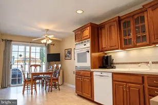 91 Kino Blvd, Hamilton Township, NJ 08619 - Photo 6
