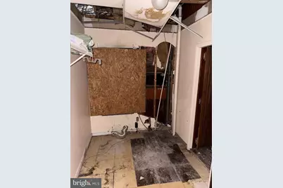 [Address not provided], Trenton, NJ 08611 - Photo 8