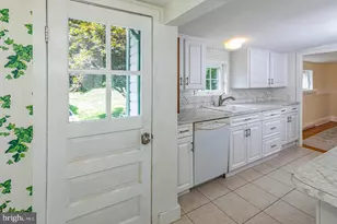 16A Van Kirk Rd, Princeton, NJ 08540 - Photo 4