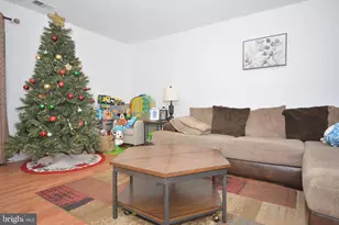 80 Wyndham Pl, Robbinsville Township, NJ 08691 - Photo 4