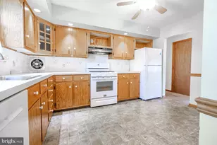 1012 Estates Blvd, Hamilton Township, NJ 08690 - Photo 12