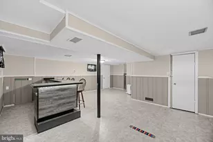 4 Roslyn Rd, Trenton, NJ 08610 - Photo 24