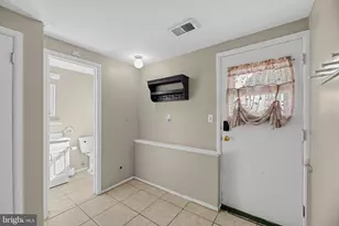4 Roslyn Rd, Trenton, NJ 08610 - Photo 22