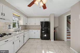 4 Roslyn Rd, Trenton, NJ 08610 - Photo 16