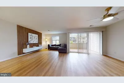 11 Twin Rivers Drive N #M, Hightstown, NJ 08520 - Photo 6
