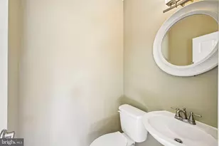 341 Hobart Ave, Trenton, NJ 08629 - Photo 12