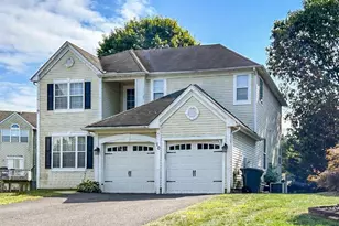 10 Nicholson Key, Colts Neck Township, NJ 07722 - Photo 2