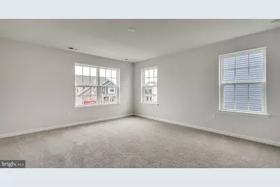 101 Cresci Blvd, Hazlet Township, NJ 07730 - Photo 24