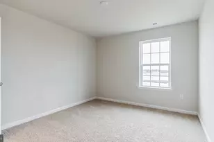 101 Cresci Blvd, Hazlet Township, NJ 07730 - Photo 16