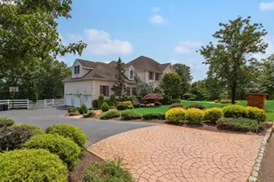 1 Turtle Clan Ct, Millstone Township, NJ 08510 - Photo 4