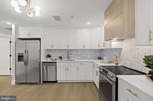 84 Parkway Dr, Freehold, NJ 07728 - Photo 22