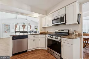 41 Sweet Gum Rd, Howell Township, NJ 07731 - Photo 12
