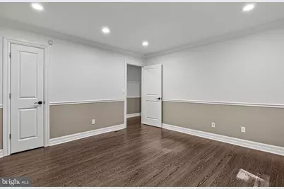 352 Monmouth Road, Freehold, NJ 07728 - Photo 20