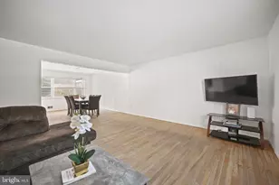 59 Sunnyside Rd, Howell Township, NJ 07731 - Photo 4