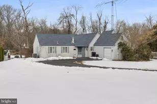 16 Greenfield Dr, Allentown, NJ 08501 - Photo 6