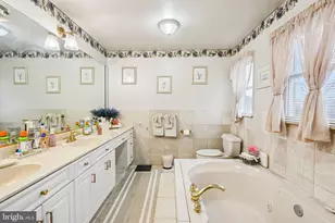2722 W Bangs Ave, Neptune, NJ 07753 - Photo 62
