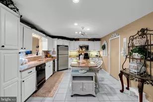 300 Ocean Ave N, Long Branch, NJ 07740 - Photo 12