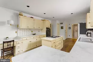 95 Holmes Mill Rd, Cream Ridge, NJ 08514 - Photo 12