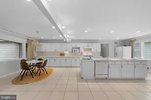 14 Harbor View Dr, Atlantic Highlands, NJ 07716 - Photo 6