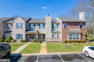 137 Stuart Dr, Freehold, NJ 07728 - Photo 2