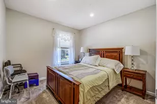 137 Stuart Dr, Freehold, NJ 07728 - Photo 22