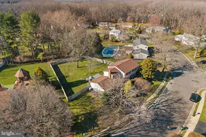 28 Georgian Bay Drive, Morganville, NJ 07751 - Photo 4