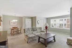 52 Honeysuckle Ln, Red Bank, NJ 07701 - Photo 6