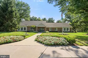 52 Honeysuckle Ln, Red Bank, NJ 07701 - Photo 20