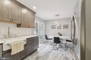118 Darien Rd, Howell Township, NJ 07731 - Photo 6